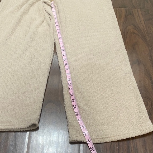 Hippie Rose Tan Wide Leg Fleece Pants - Picture 8 of 8